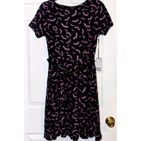 Unique Vintage Black Purple Bats Pattern A-line Dress L - Picture 1 of 16